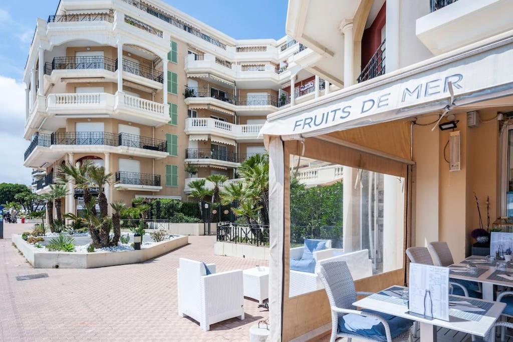 Superbe Studio Avec Terrasse En Front De Mer Menton Buitenkant foto